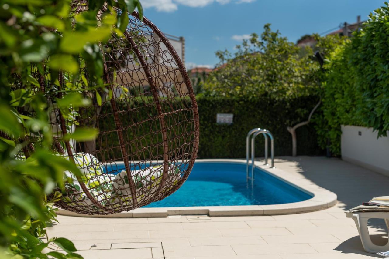 Apartments Orlic Трогир Экстерьер фото