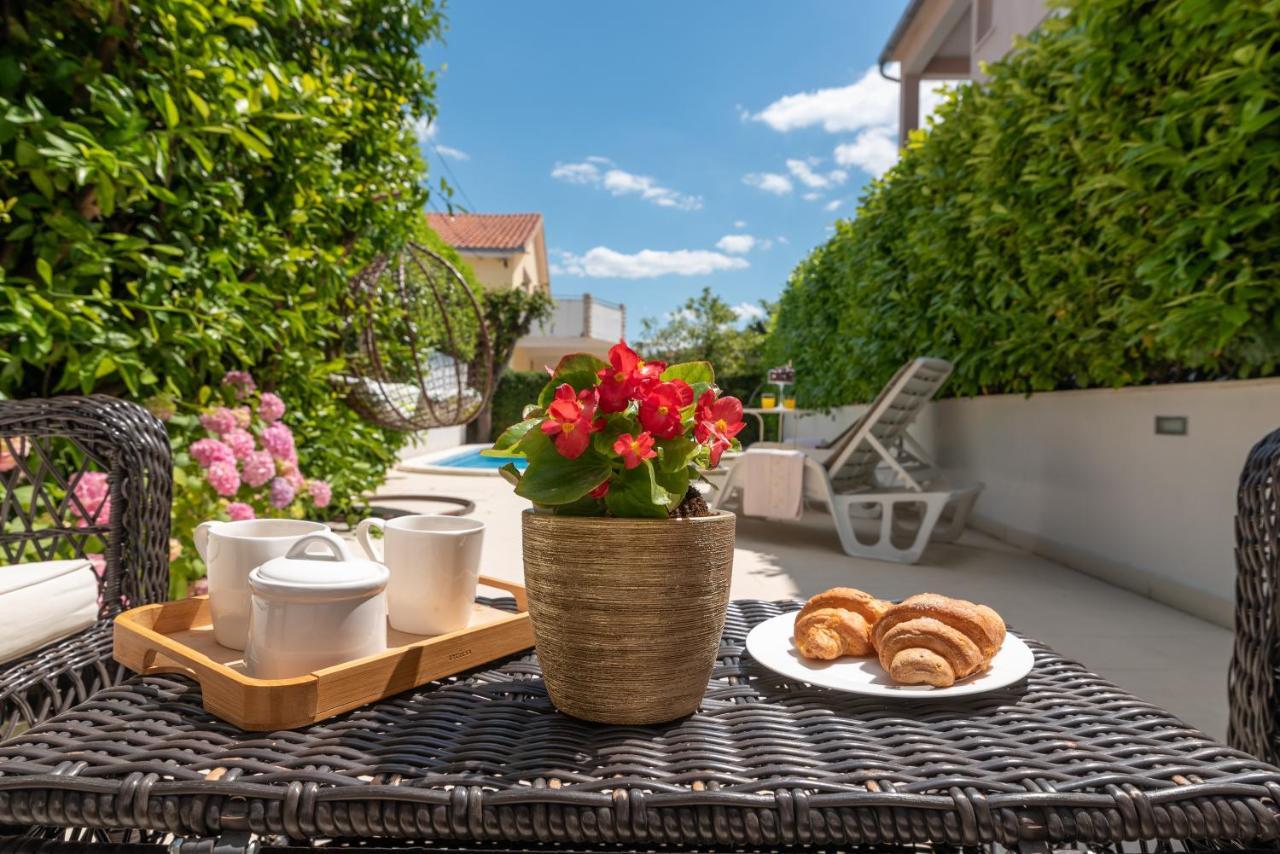 Apartments Orlic Трогир Экстерьер фото