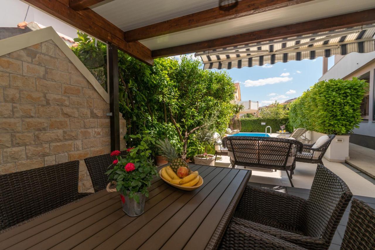 Apartments Orlic Трогир Экстерьер фото