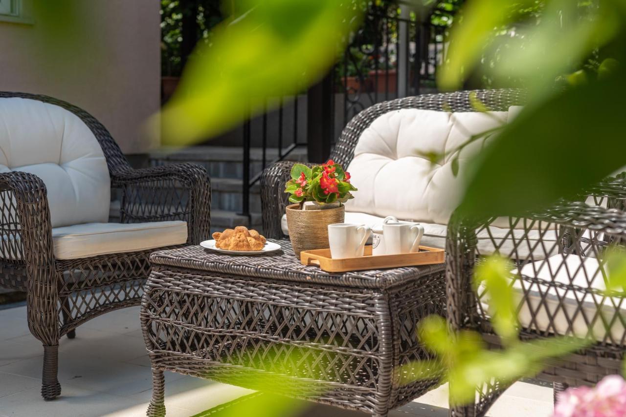 Apartments Orlic Трогир Экстерьер фото