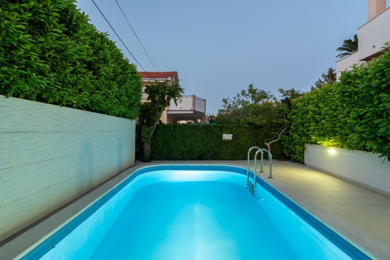 Apartments Orlic Трогир Экстерьер фото