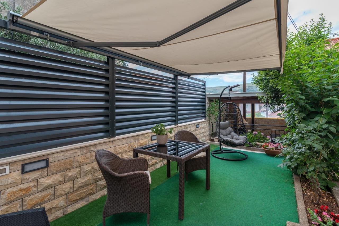 Apartments Orlic Трогир Экстерьер фото
